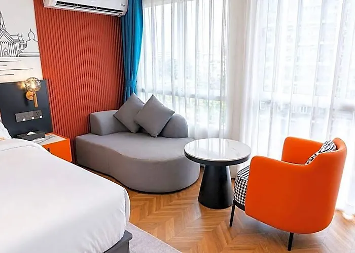 L-seven Hotel 3*
