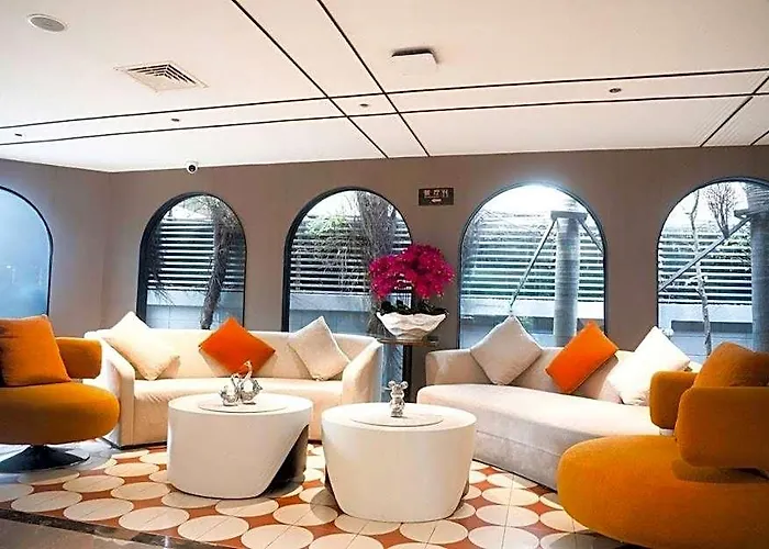 Hotel L-seven 3*