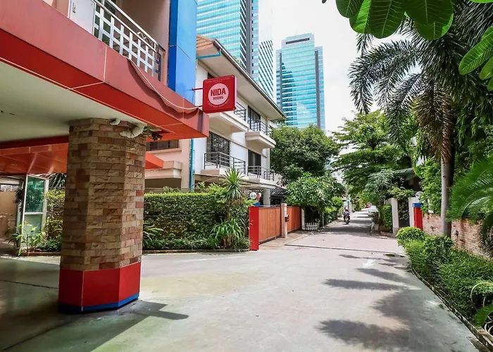 L-seven Hotel 3*